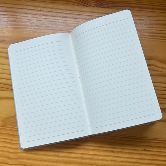 Notebook - Picture 4 of 4